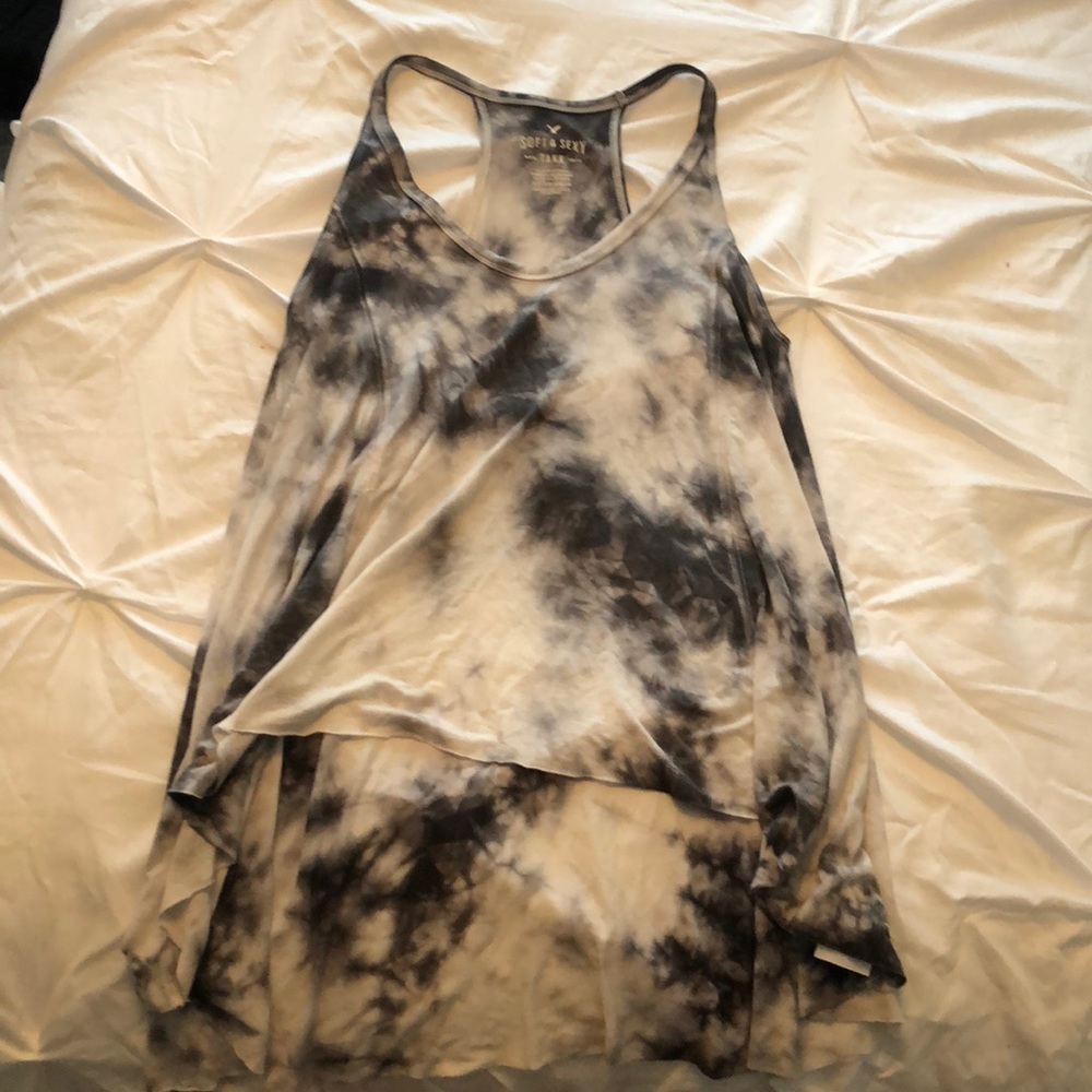 Razorback flows tank top